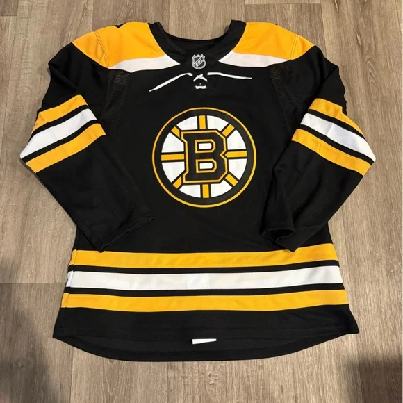 Authentic Boston Bruins Premium Jersey W/Fighting Strap Black NWOT $180